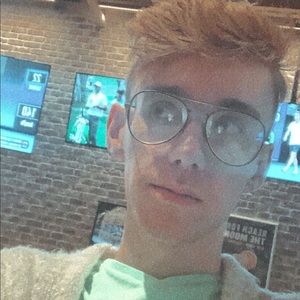 Meet your Posher, Dalton